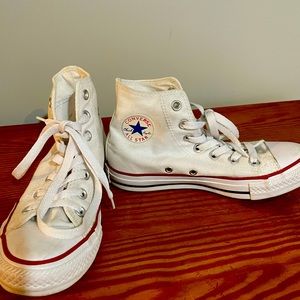 Women’s HighTop Converse